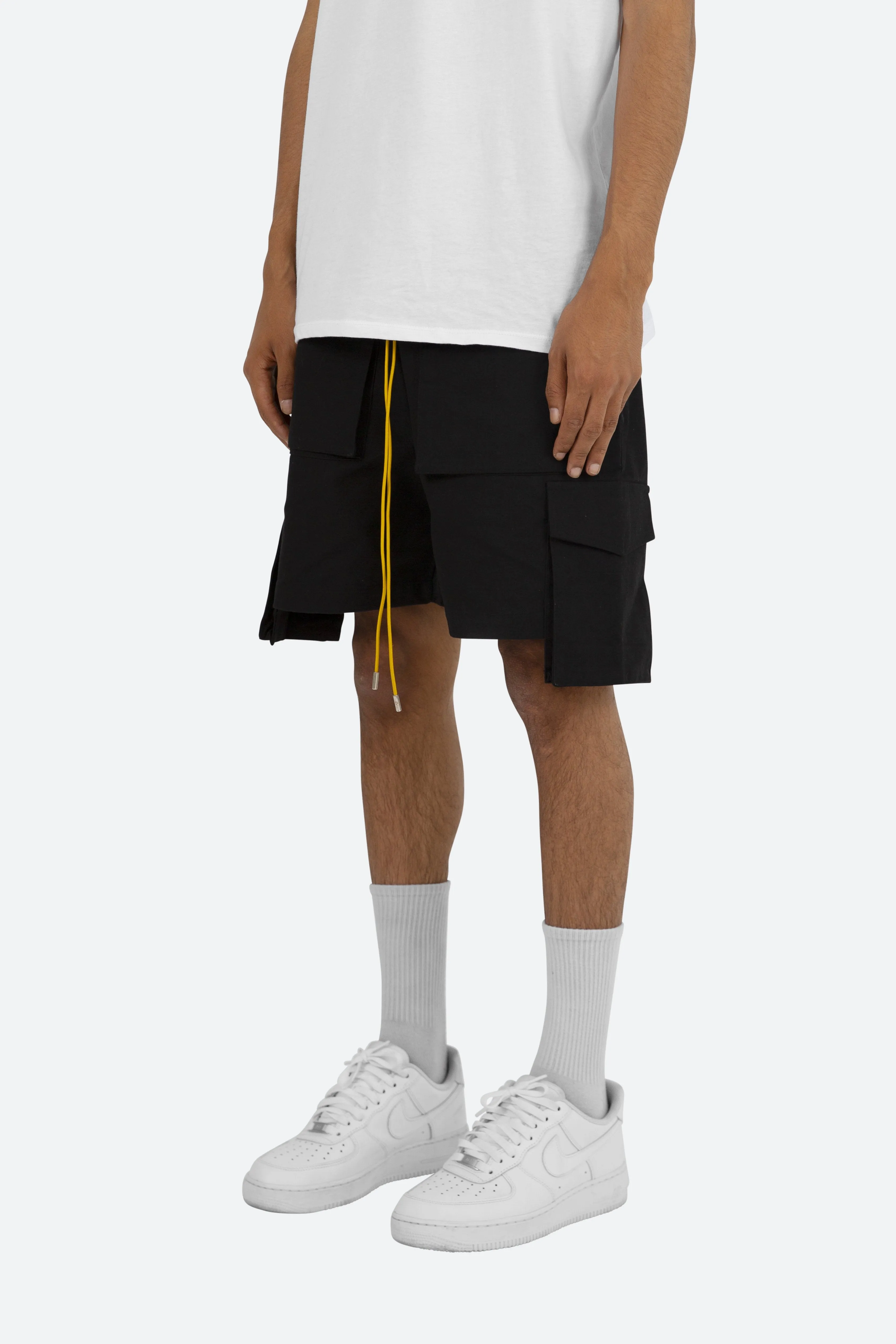 Cargo Drawcord II Shorts - Black