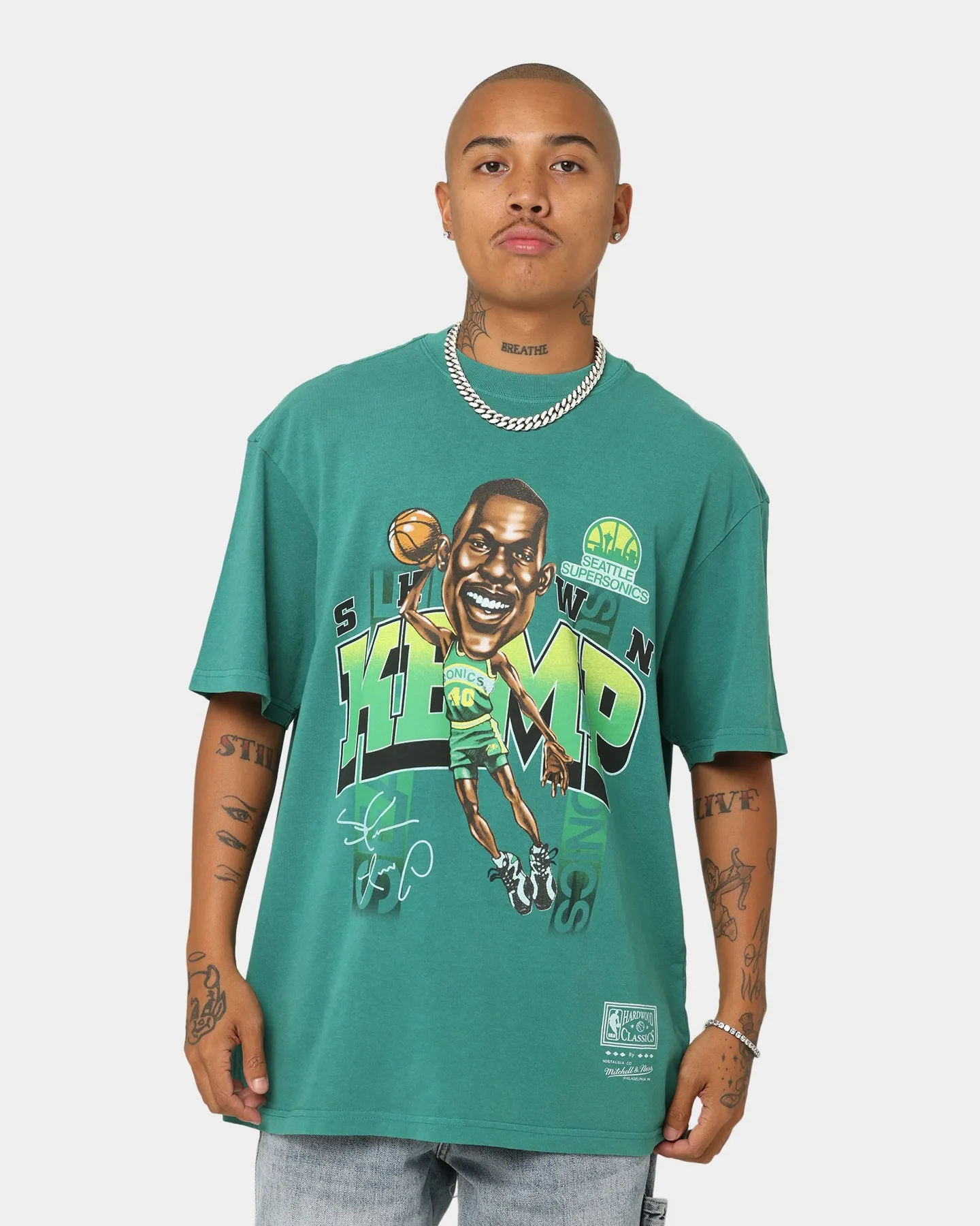 Mitchell & Ness Seattle SuperSonics Shawn Kemp Caricature Vintage T-Shirt Faded Green