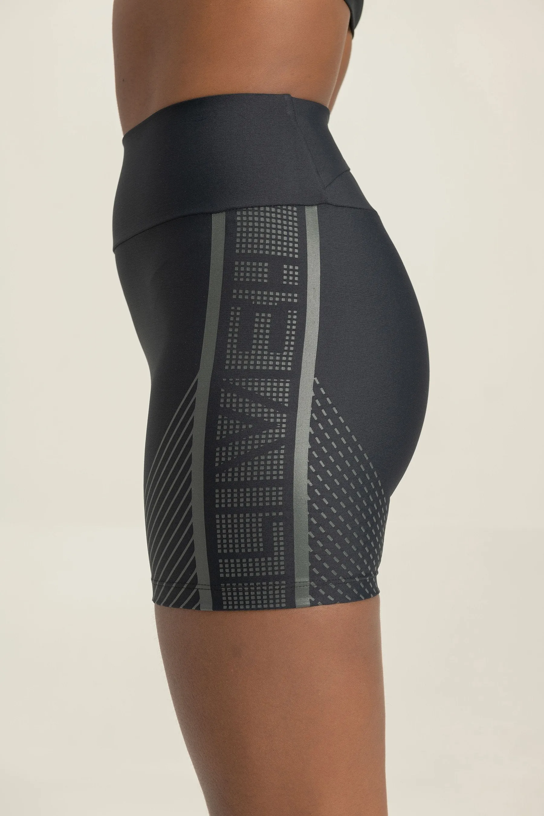 Move Fitness Shorts