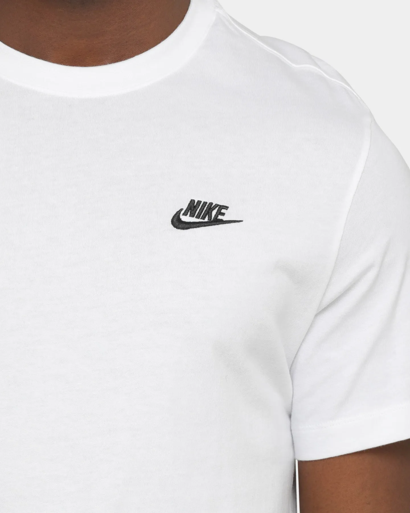 Nike Men's Nike Sportswear Club Short Sleeve T-Shirt White/Black